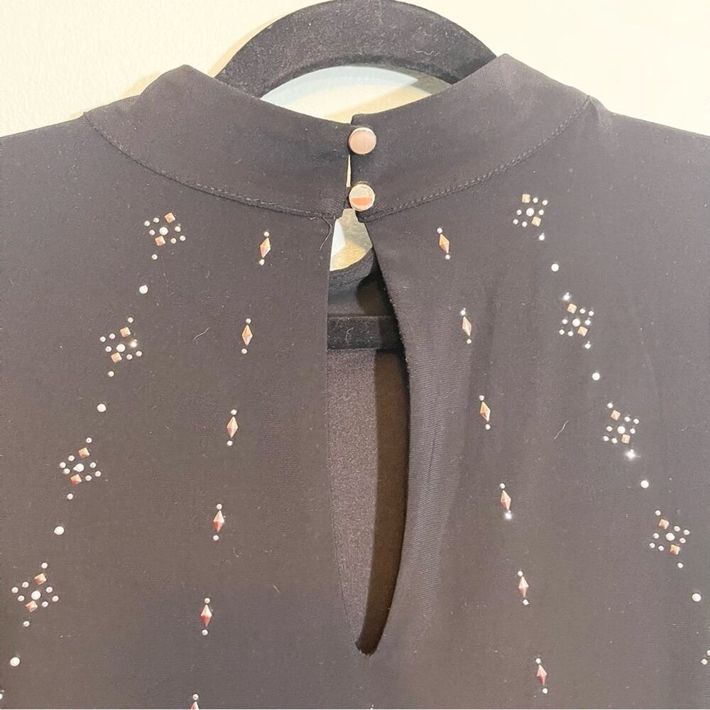 WhiteHouse BlackMarket‎ Cold-Shoulder Black Knit Shift Dress Size Large - Picture 15 of 16